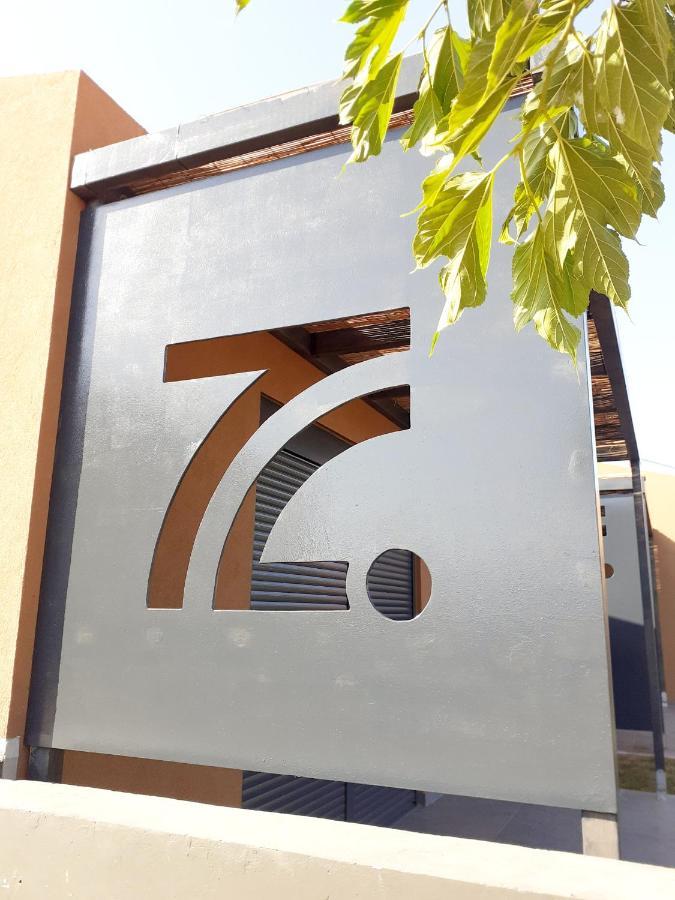 The Zen Point Detox Suites Marathopoli Exterior foto